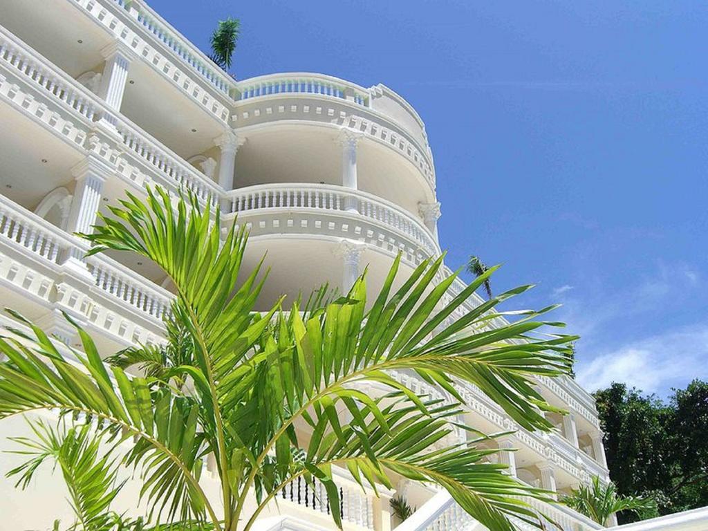 Eden Resort Karon Exteriör bild